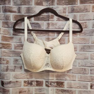Auden Bra 42D Beige Ivory Adjustable Straps Padding